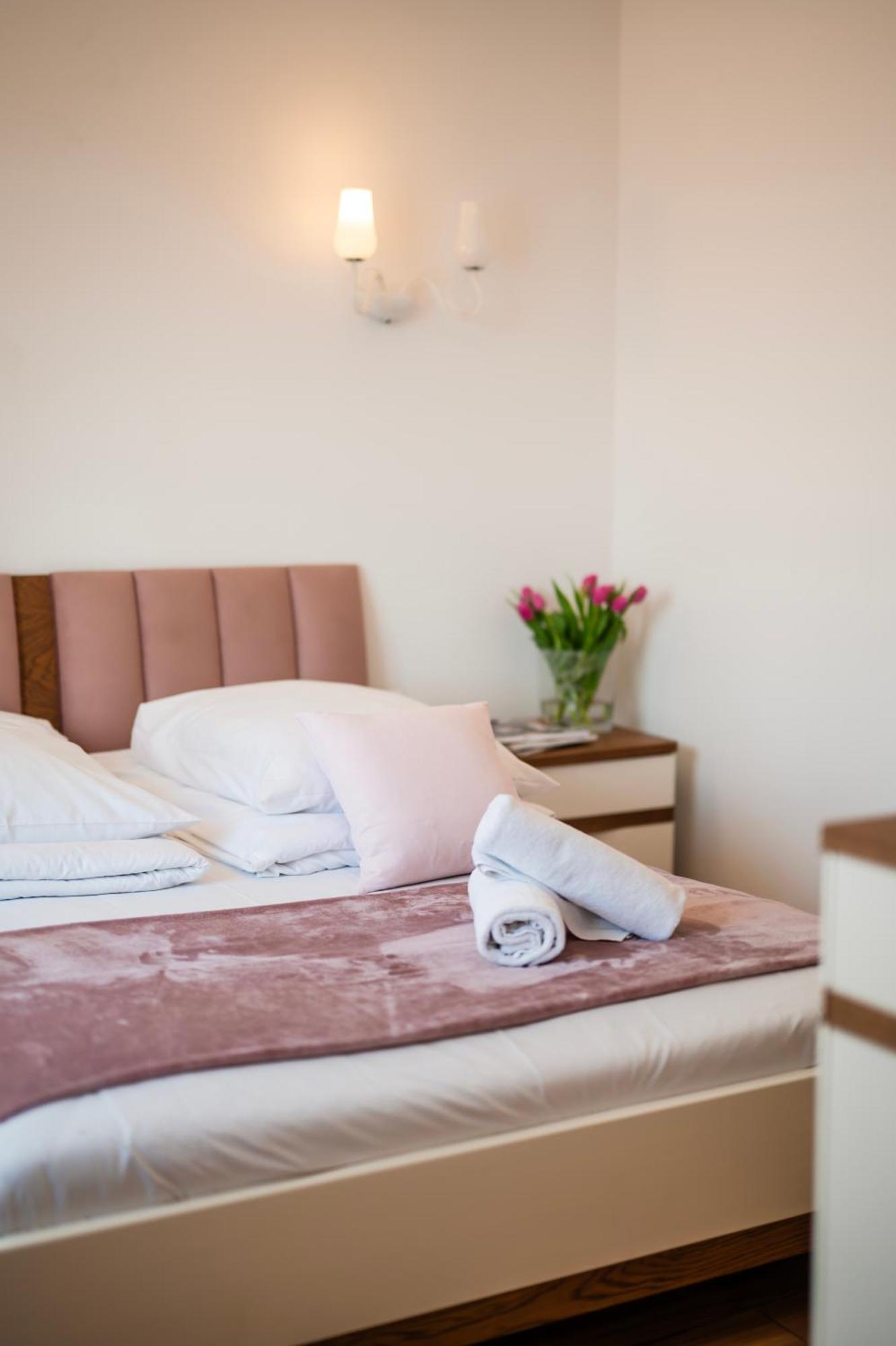 Florencja Parking Gratis Moxy Te&Am Cracow Krakow Luaran gambar